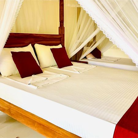 Green Hut Nature Resort Сигирия Екстериор снимка