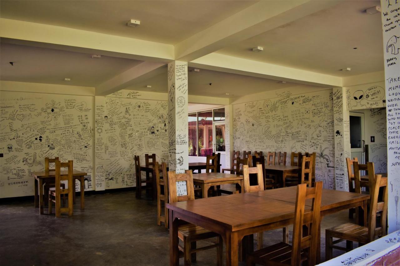 Green Hut Nature Resort Сигирия Екстериор снимка