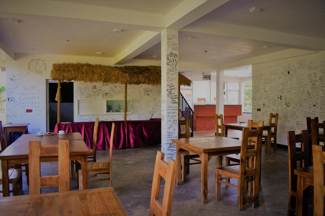 Green Hut Nature Resort Сигирия Екстериор снимка