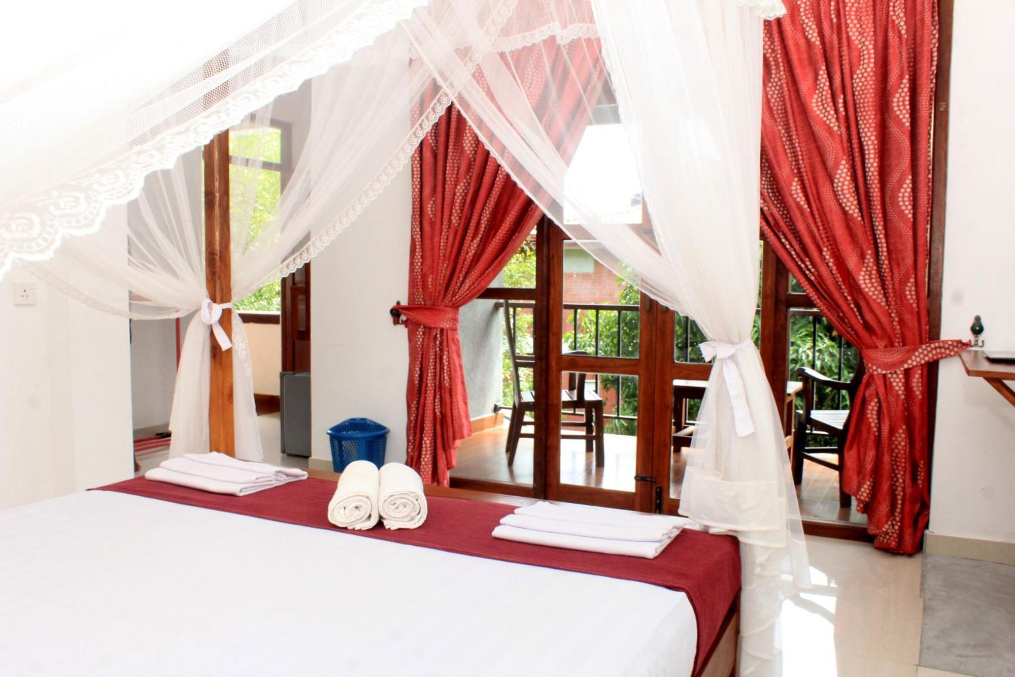 Green Hut Nature Resort Сигирия Екстериор снимка
