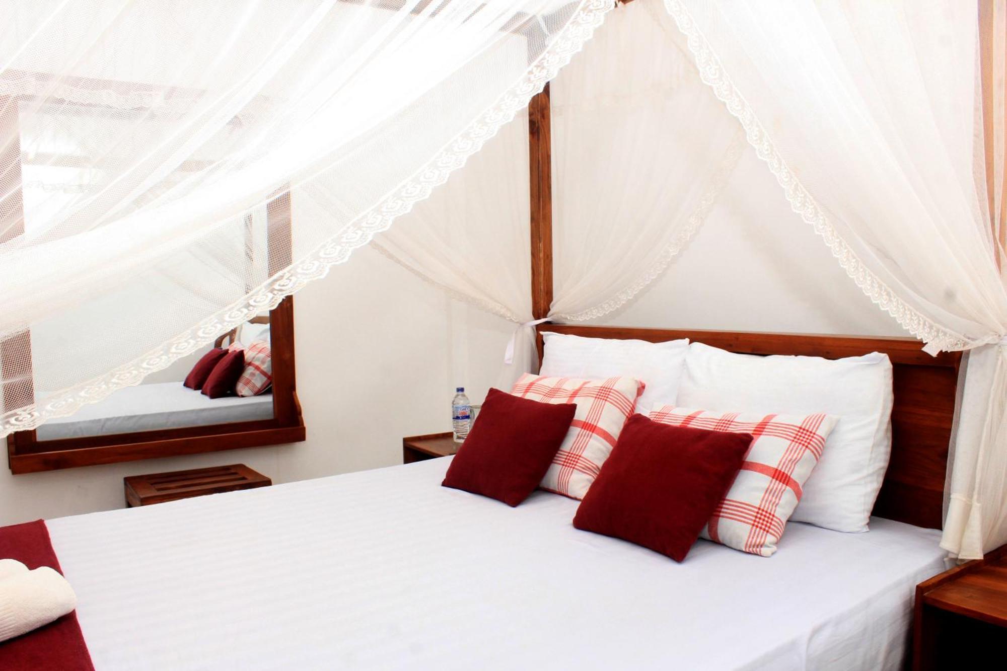 Green Hut Nature Resort Сигирия Екстериор снимка