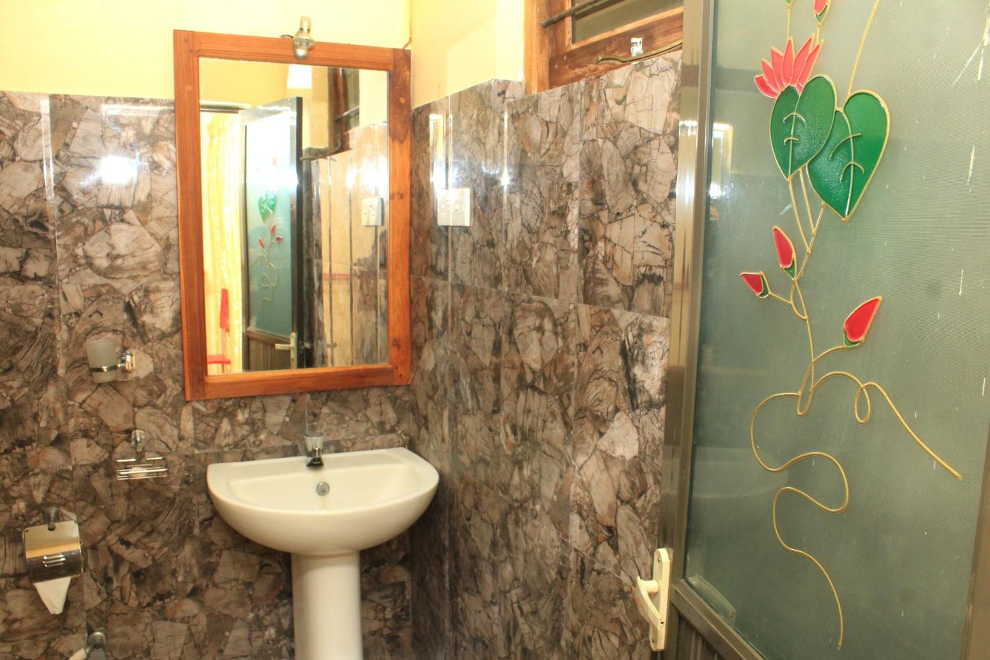 Green Hut Nature Resort Сигирия Екстериор снимка